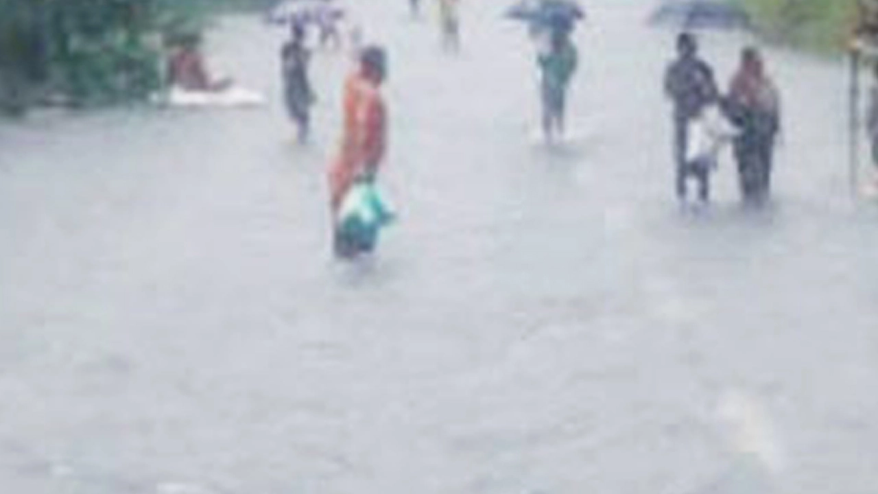 উত্তর-পূর্বাঞ্চলে বন্যার আশঙ্কা, বাড়ছে নদীর পানি